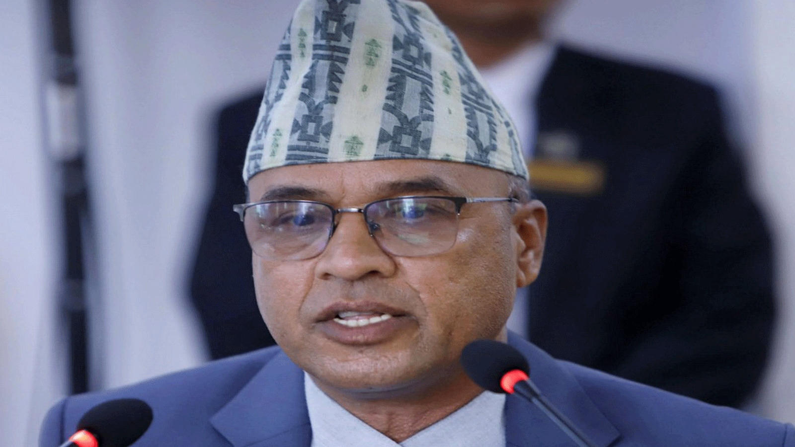 निर्वाचन प्रविधिमैत्री बनाउने र विदेशमा रहेका नेपालीलाई मताधिकार दिने प्रस्तावित आयुक्त वाग्लेको कार्ययोजना