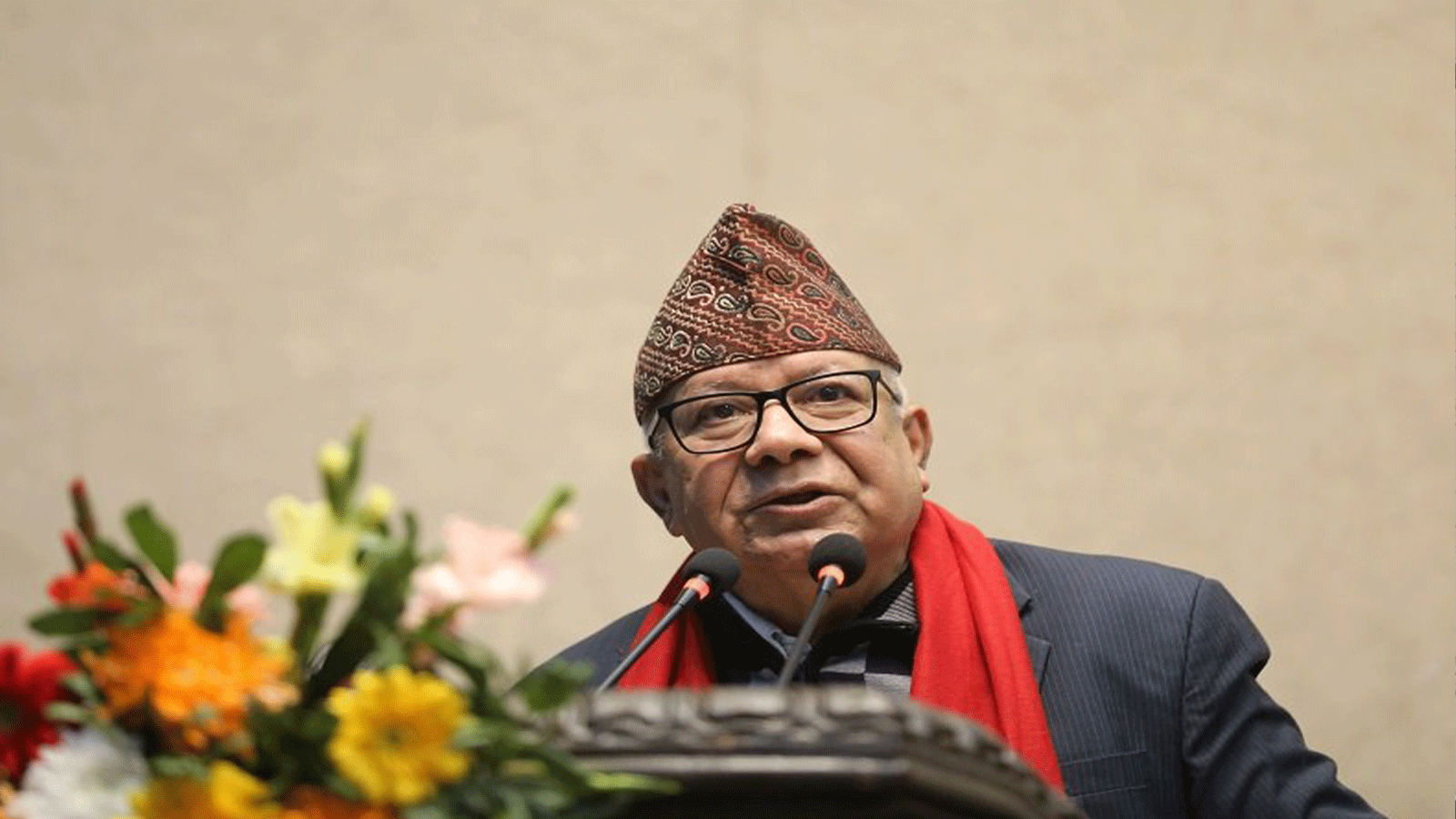 तत्काल कम्युनिस्ट पार्टीहरूबिच एकता सम्भव छैन : माधव नेपाल तत्काल कम्युनिस्ट पार्टीहरूबिच एकता सम्भव छैन : माधव नेपाल