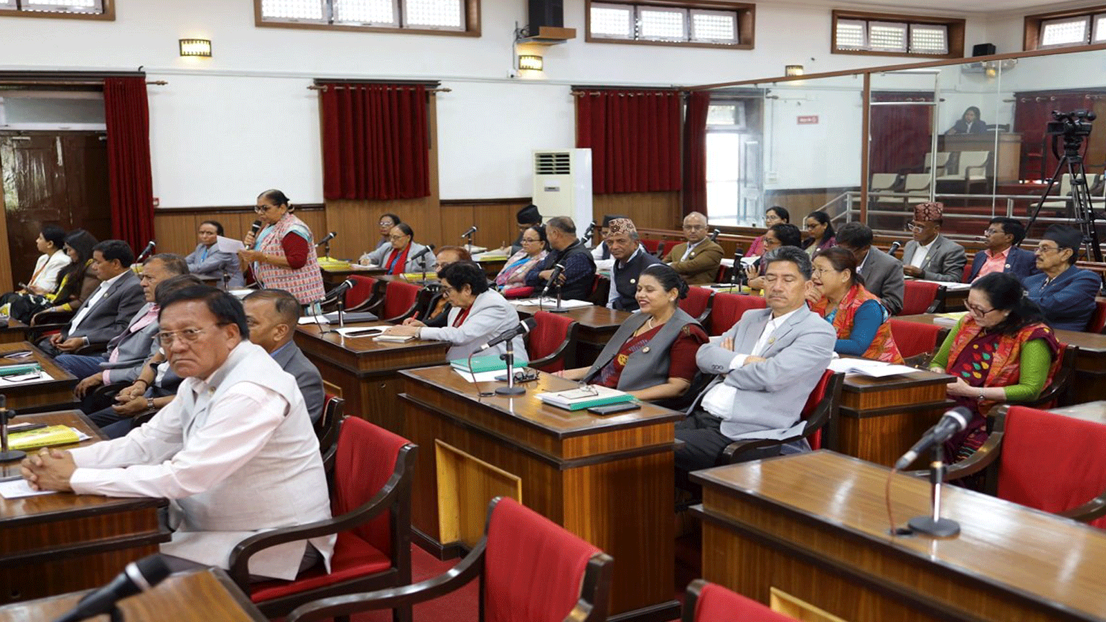 पेट्रोलियम पदार्थको कृत्रिम अभाव गराउनेमाथि कारबाही गर्न माग