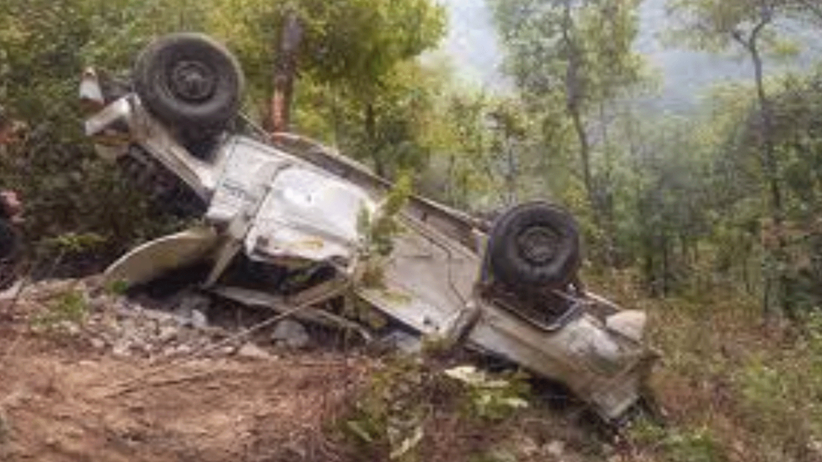 कर्णालीमा गाडी दुर्घटना : एक जनाको शव फेला, अन्यको खोजीकार्य जारी