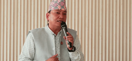 मुख्यमन्त्रीलाई प्रधानमन्त्री कार्यालयले भन्यो, ‘राहत हामीबाट नहुने भयो, पालिकासँग मिलेर गर्दिनुस्’ मुख्यमन्त्रीलाई प्रधानमन्त्री कार्यालयले भन्यो, ‘राहत हामीबाट नहुने भयो, पालिकासँग मिलेर गर्दिनुस्’
