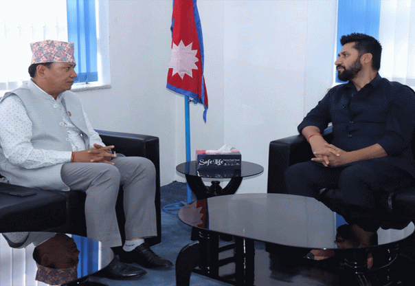 सभापति रवि लामिछाने र बागमती प्रदेशका मुख्यमन्त्री किरण थापाबीच पार्टी कार्यालय बनस्थलीमा भेटवार्ता