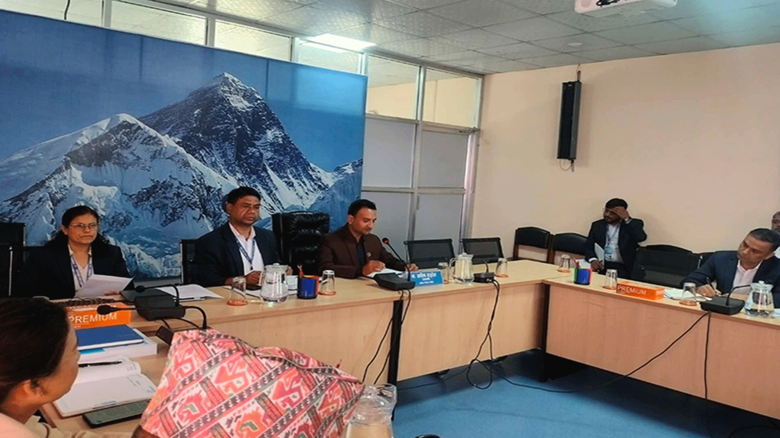 कानुनी प्रक्रिया र प्रशासनिक झन्झट न्यून गर्ने उपायबारे संसदीय समितिले माग्यो निजी क्षेत्रसँग सुझाव