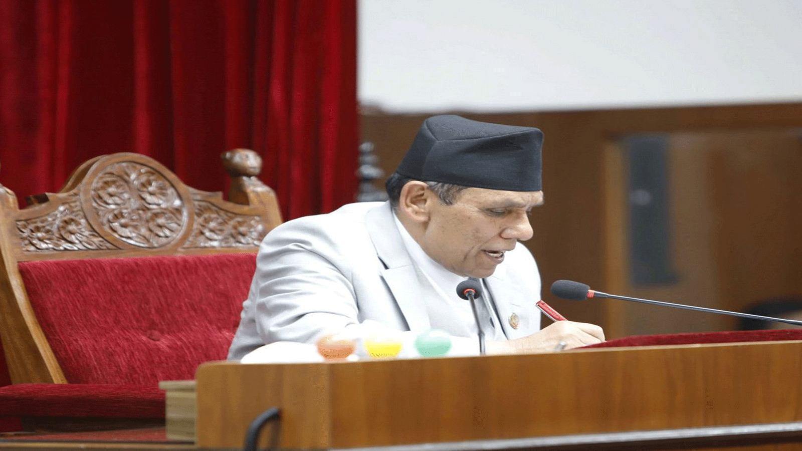 राष्ट्रिय सभाले विशेष सेवा ऐन जगाउने विधेयक दफावार छलफलका लागि समितिमा पठायो