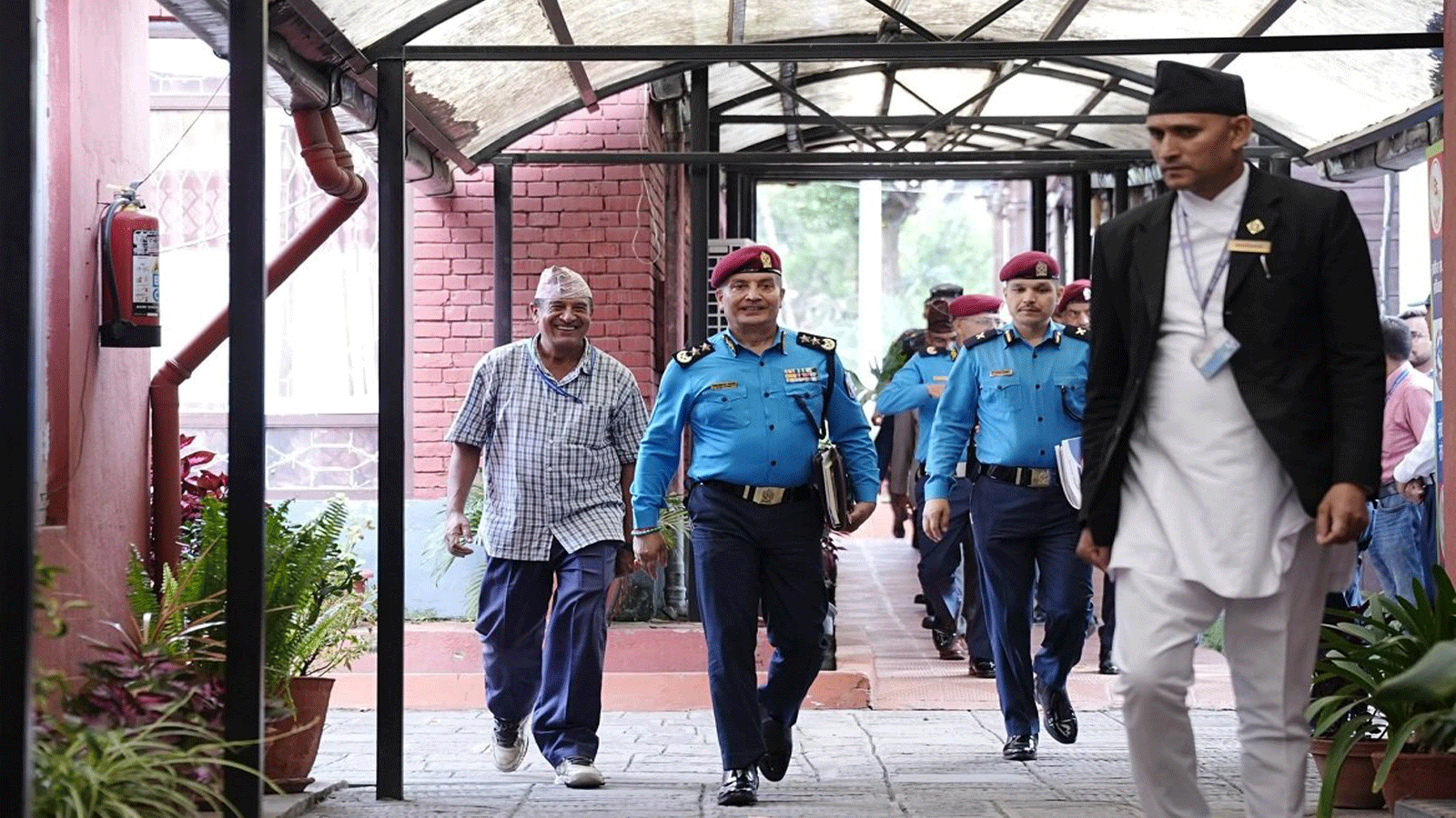 रास्वपा सांसद सुनारको व्यवहारबारे ध्यानाकर्षण गराउन आईजीपी कार्की सिंहदरबारमा