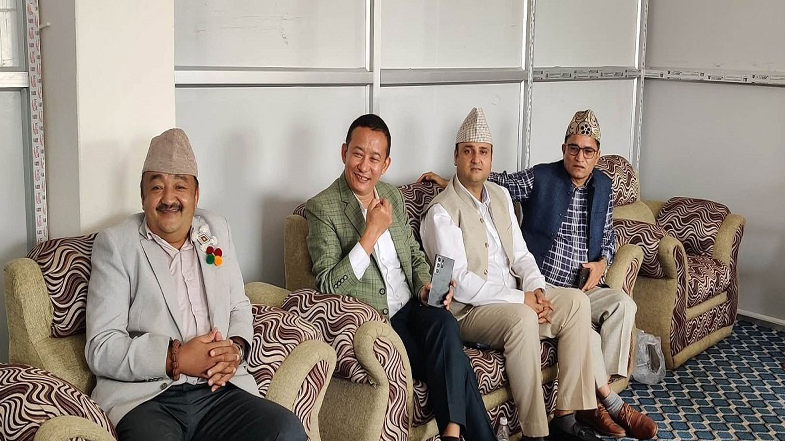 कोशी प्रदेशमा मुख्यमन्त्रीलाई विश्वासको मत दिने नेकपाको निर्णय