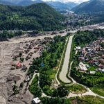 मध्यराति मान्द्रुङ खोलामा आएको बाढीले नाम्रुङका ३ घर बगायो, तटीय क्षेत्रमा सतर्कता अपनाउन आग्रह
