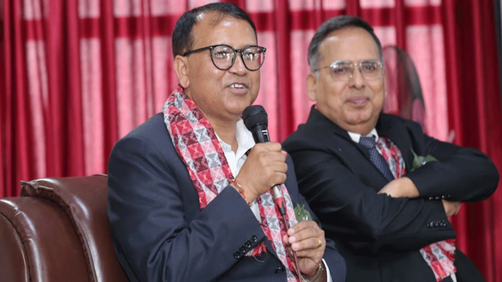 संविधान पूर्ण कार्यान्वयन नगरी संशोधनको बहसमा पुग्नु उचित होइन : नेता परियार