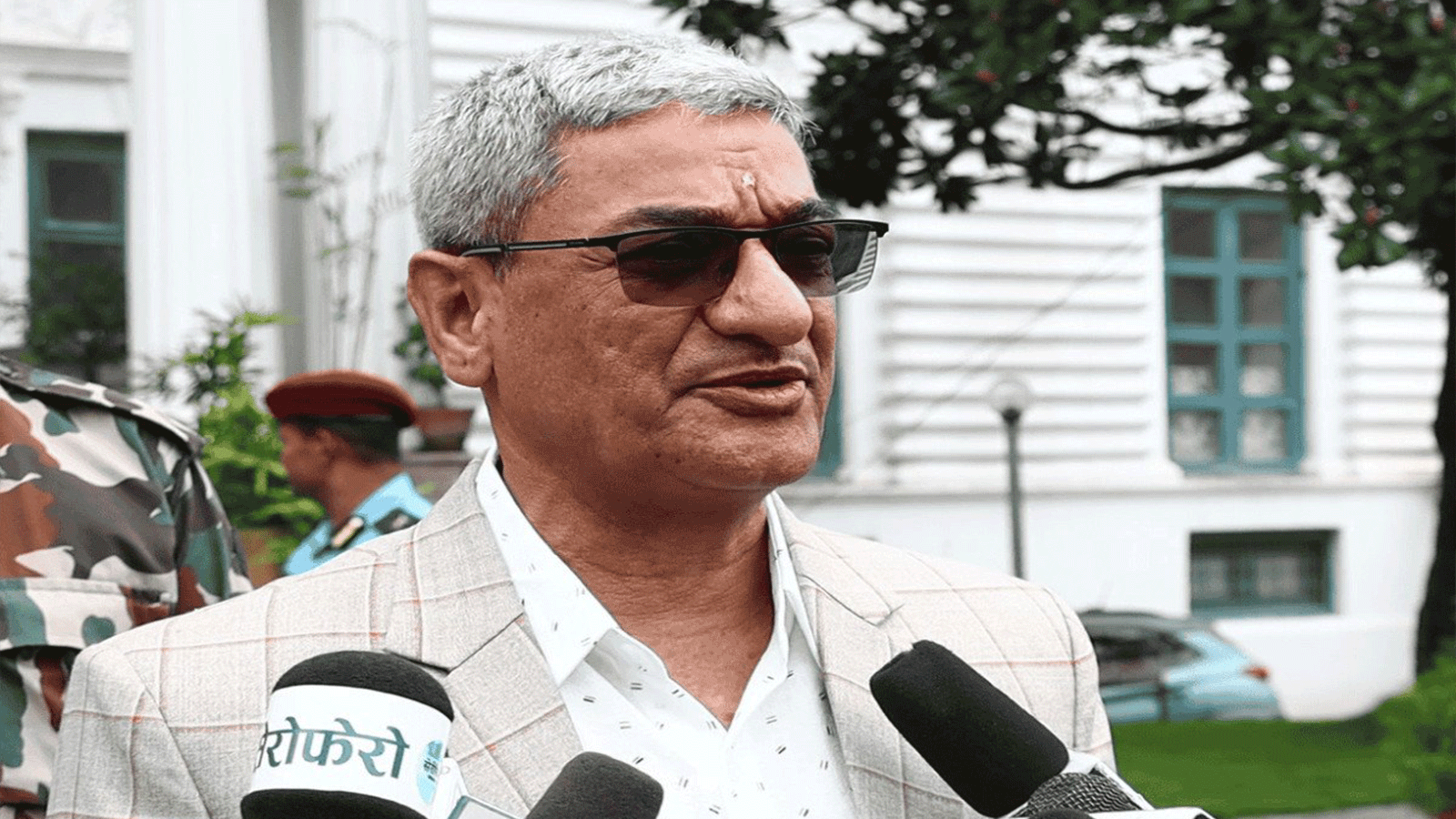 महाधिवेशन रोकिएन भने कांग्रेसलाई विभाजन हुनबाट कसैले रोक्न सक्दैन : रमेश लेखक महाधिवेशन रोकिएन भने कांग्रेसलाई विभाजन हुनबाट कसैले रोक्न सक्दैन : रमेश लेखक