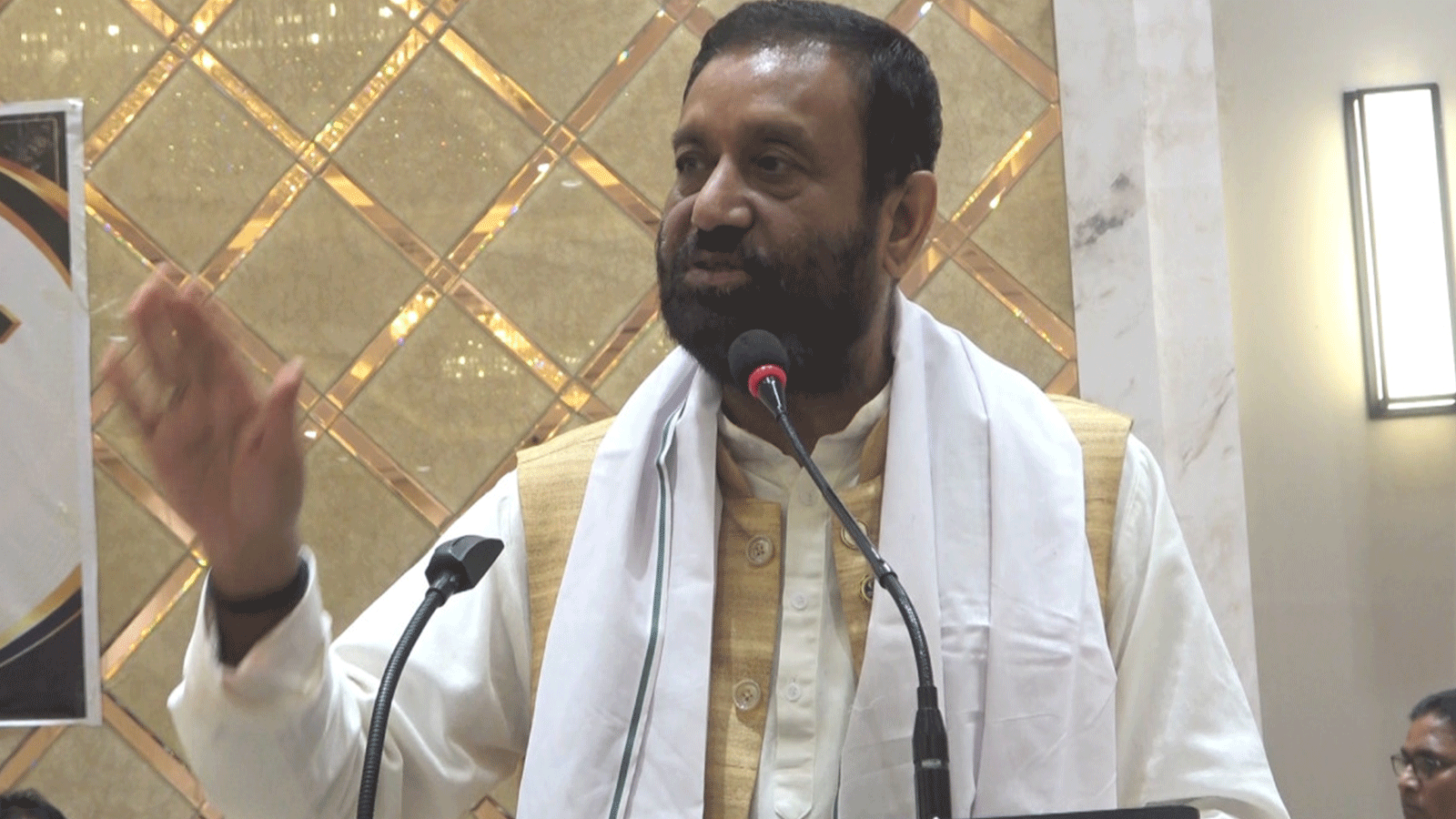विपत्तिको सामना गर्न राजनीतिक मतभेद त्यागेर एकजुट हुन नेता निधीको आग्रह