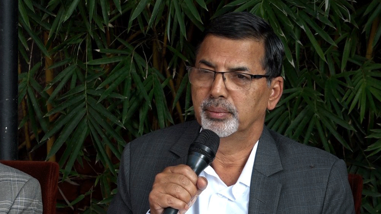 बाढीबाट पीडित परिवारको आँसु पुछ्न सबै एकजुट बन्नुपर्छ : जनार्दन शर्मा