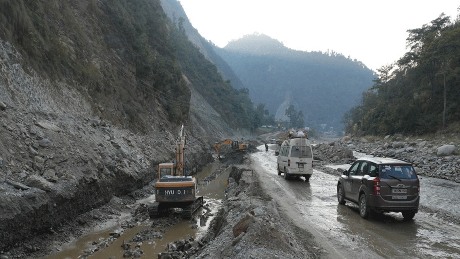 चार दिन बाढी पहिरोको जोखिम : अत्यावश्यक कामबाहेक रातिको समयमा यात्रा नगर्न आग्रह चार दिन बाढी पहिरोको जोखिम : अत्यावश्यक कामबाहेक रातिको समयमा यात्रा नगर्न आग्रह