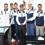बाढी प्रभावितलाई राष्ट्रिय वाणिज्य बैंकका सेवा निवृत्त कर्मचारीहरूको १५ लाख ७४ हजार सहयोग