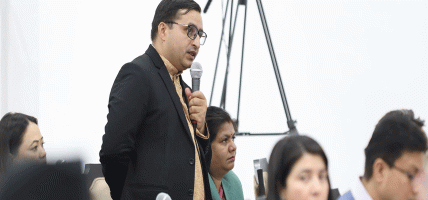 रास्वपा सांसदले भने, ‘विदेशीले पठाएको राहत सामग्री एयरपोर्टमा अलपत्र पर्‍यो’