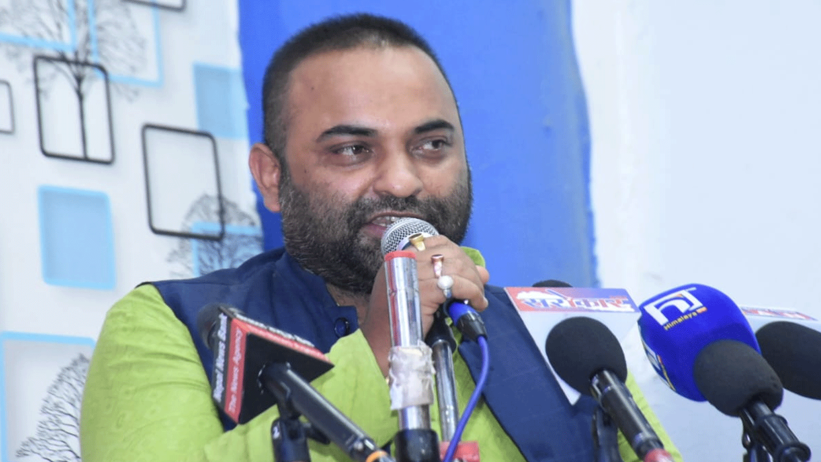 राजेन्द्र महतोको पार्टीमा फुट, महासचिव झासहित ९ केन्द्रीय सदस्यले दिए राजीनामा