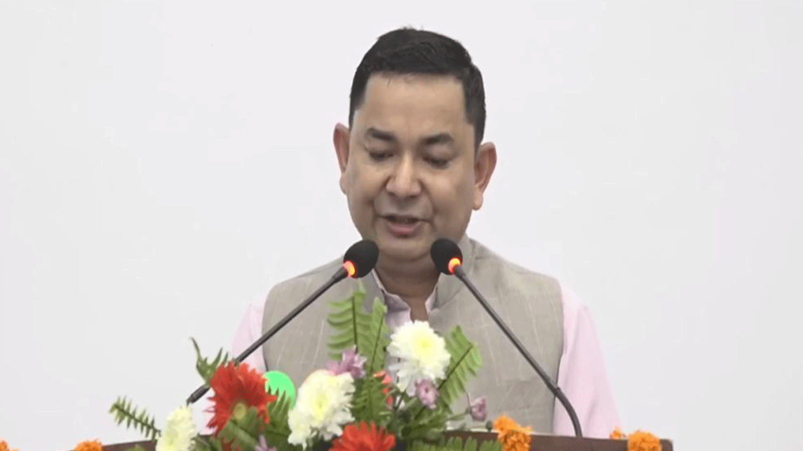 मधेश सरकारद्वारा स्वास्थ्यमा अस्थायी दरबन्दी स्वीकृत, सचिवालयका कर्मचारी घटाउने तयारी