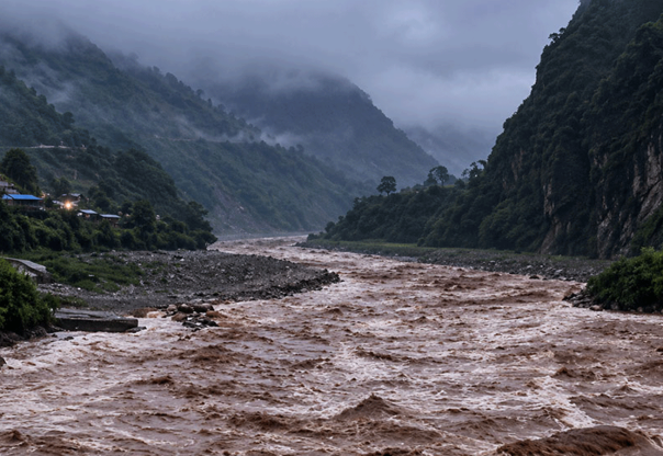 कोशी र नारायणीसहितका नदीमा बाढीको जोखिम: पहाडी तथा तटीय क्षेत्रमा उच्च सतर्कता अपनाउन सुझाव