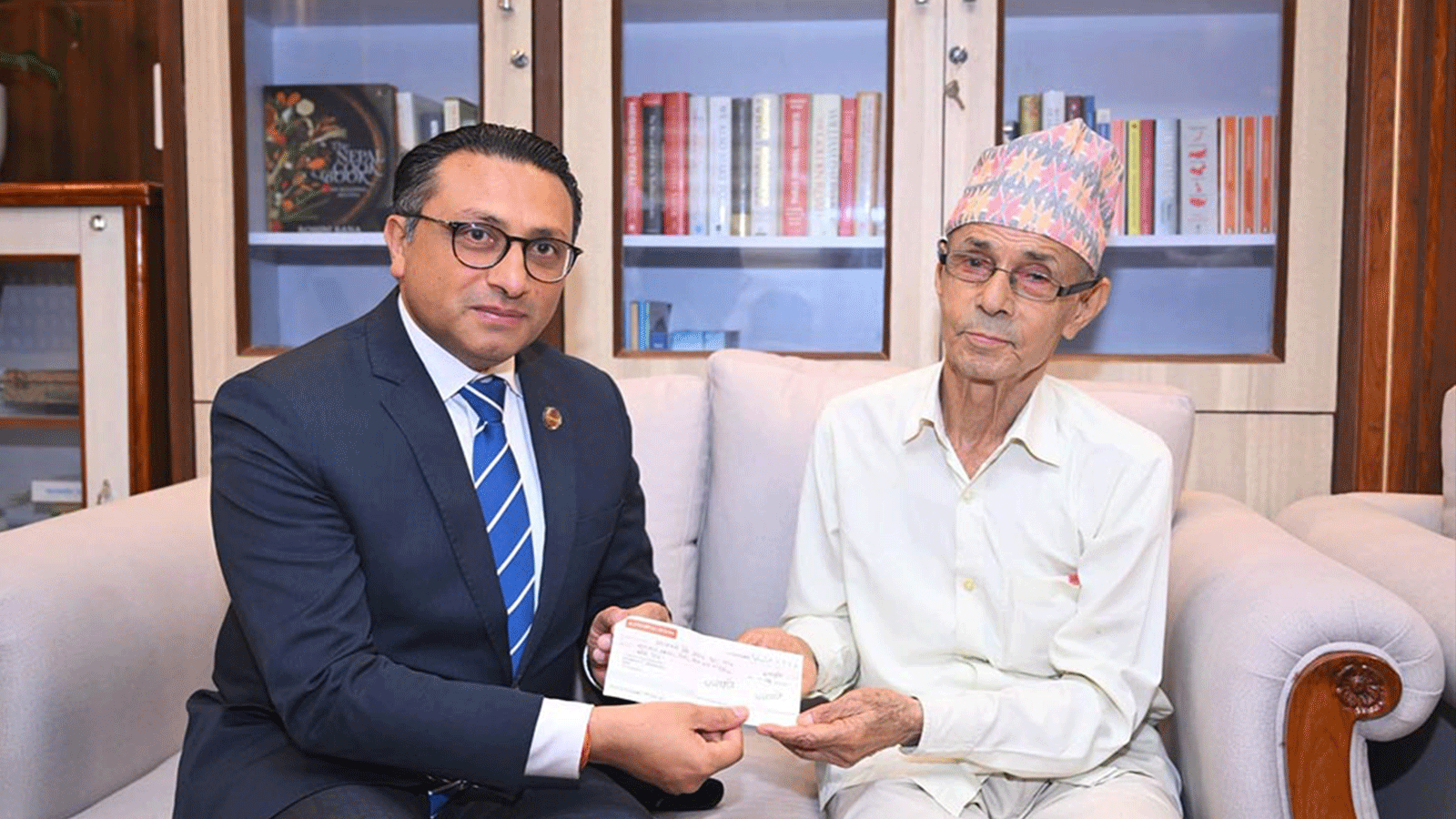 ७८ वर्षीय भण्डारीले दिए राहत कोषमा ७ लाख ७७ हजार सहयोग ७८ वर्षीय भण्डारीले दिए राहत कोषमा ७ लाख ७७ हजार सहयोग
